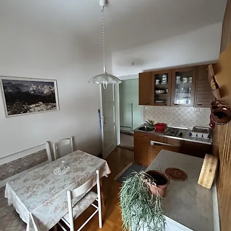 Apartma Prisojnik Apartment